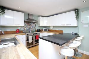 Photo 5- click for photo gallery